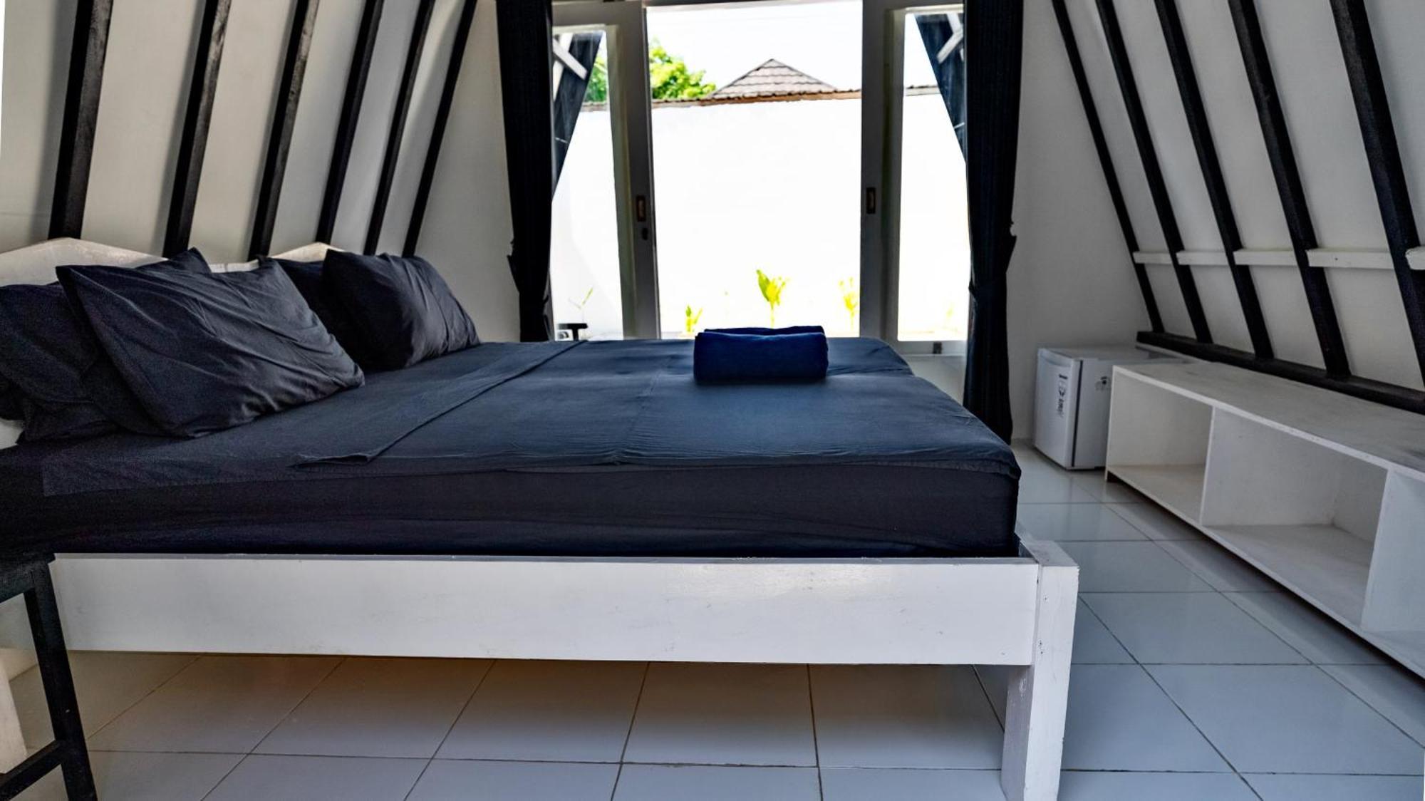 Resort Gili Trawangan - Bungalow With Private Pool ภายนอก รูปภาพ