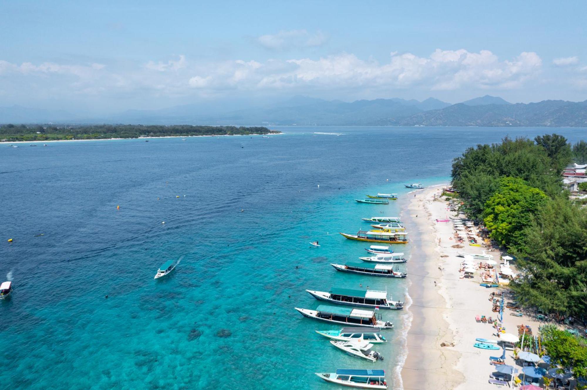 Resort Gili Trawangan - Bungalow With Private Pool ภายนอก รูปภาพ