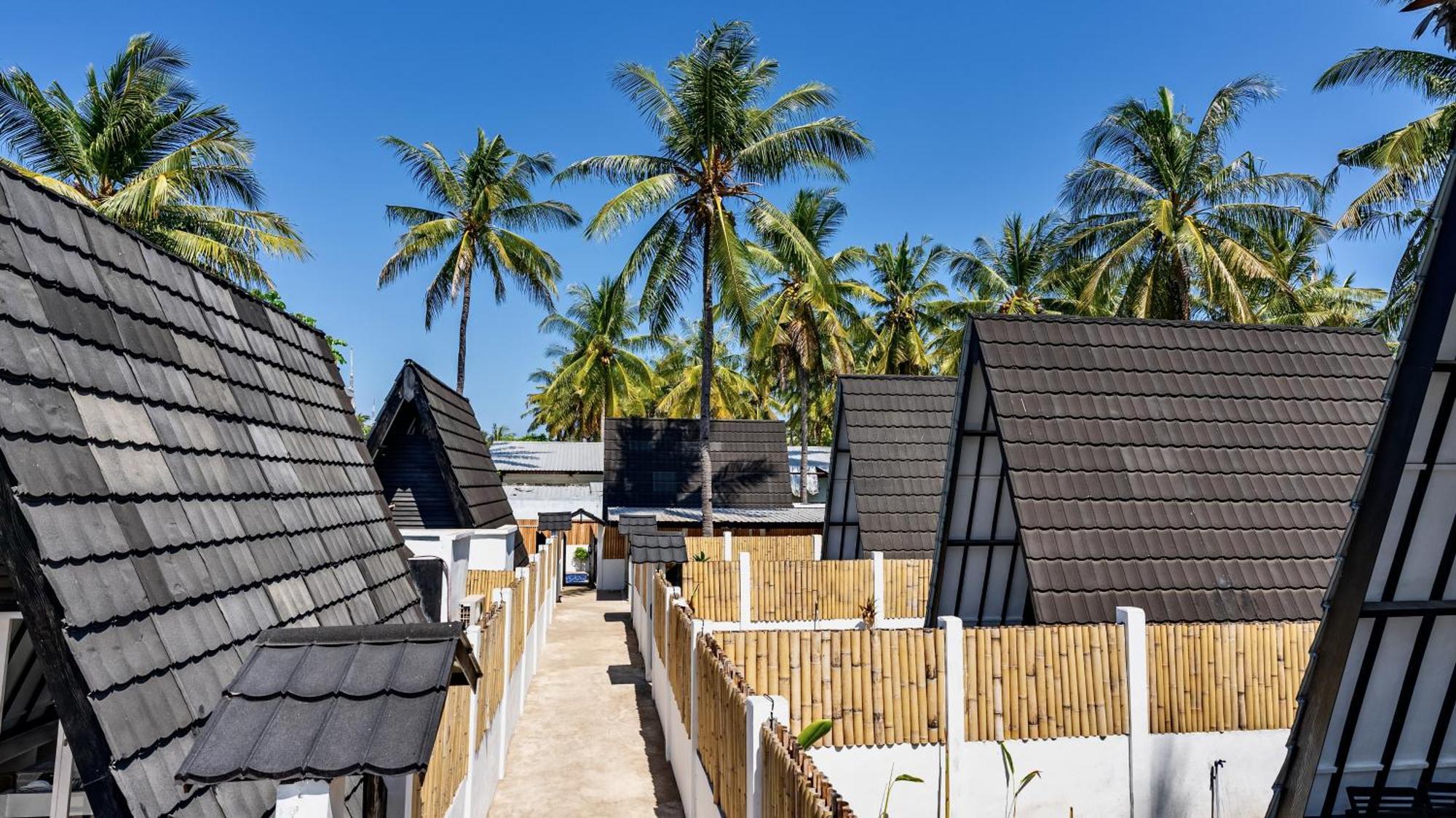 Resort Gili Trawangan - Bungalow With Private Pool ภายนอก รูปภาพ
